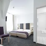 Loetschberg Hotel