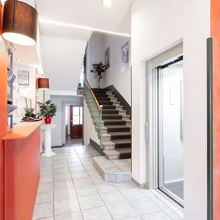 Hotel Loetschberg 3*