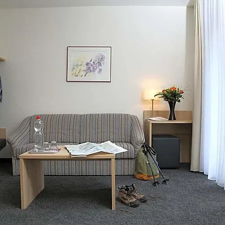 Loetschberg Hotel