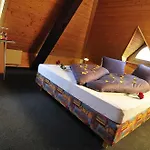 ロシュベルグ ホテル インターラーケン