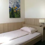 ロシュベルグ ホテル インターラーケン
